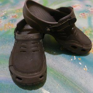 Crocs black clog sandals pre loved  EUC size 8